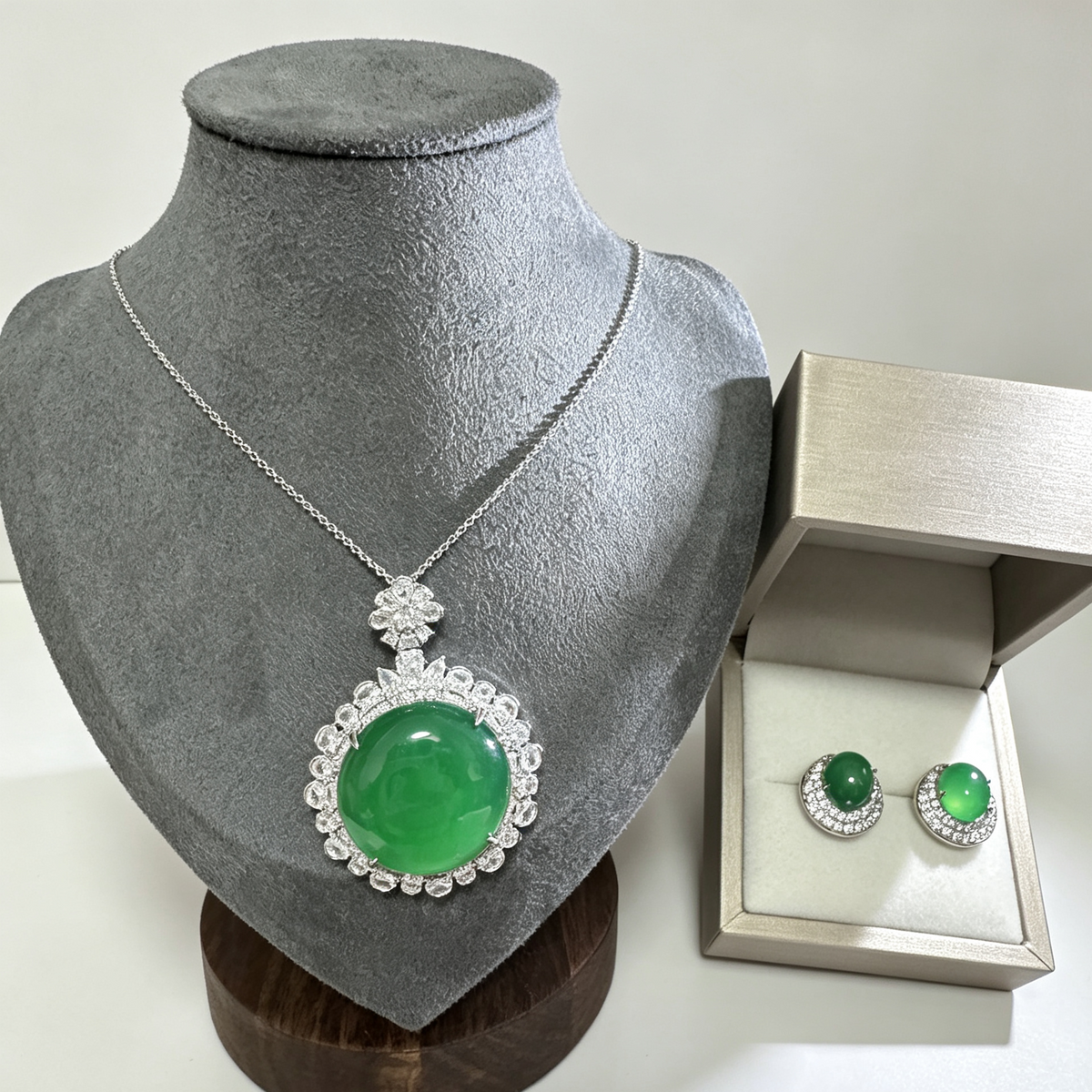 Green Chalcedony Pendant & Dangle Earrings Set